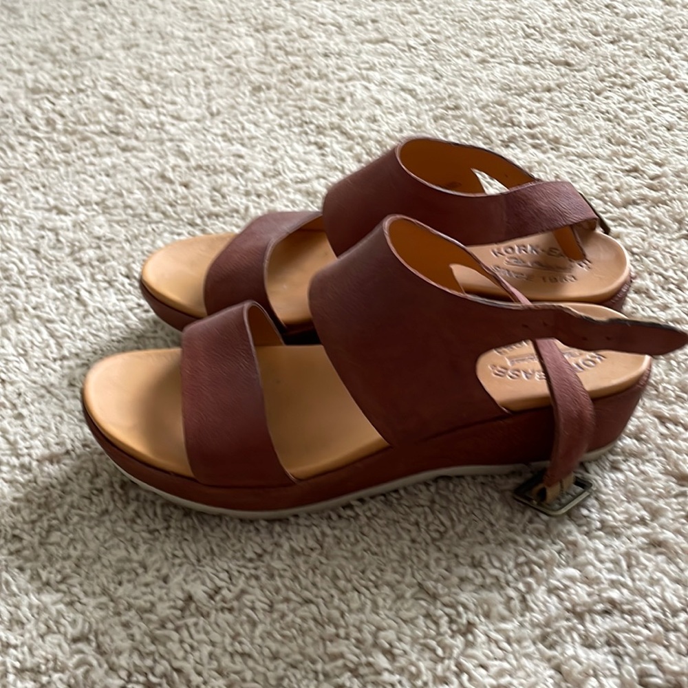 Women’s Kork Ease sandals 10M